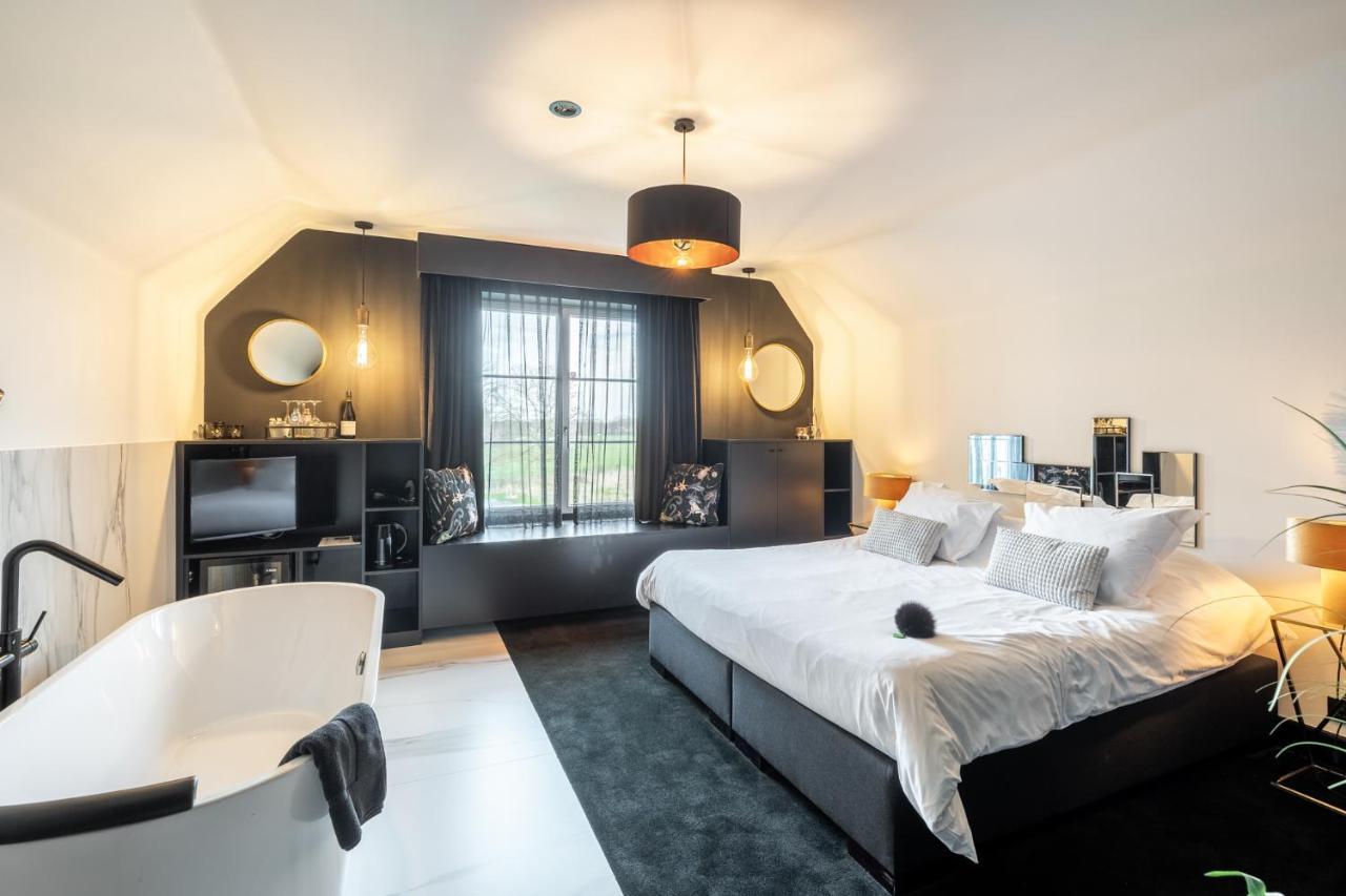Kamer met Kingsize Bed en Uitzicht op de Tuin